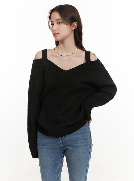 off-shoulder-v-neck-sweater-with-straps-cj515 / Black