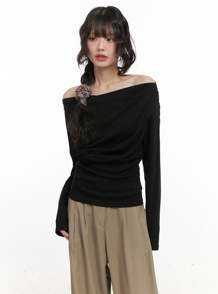 draped-off-shoulder-long-sleeve-top-cj528 / Black