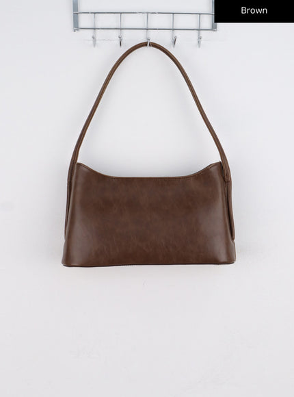 square-shoulder-bag-cg315