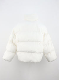 oversized-high-neck-puffer-jacket-on315