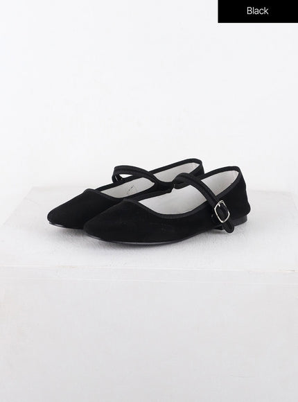 buckled-flat-velvet-shoes-od320