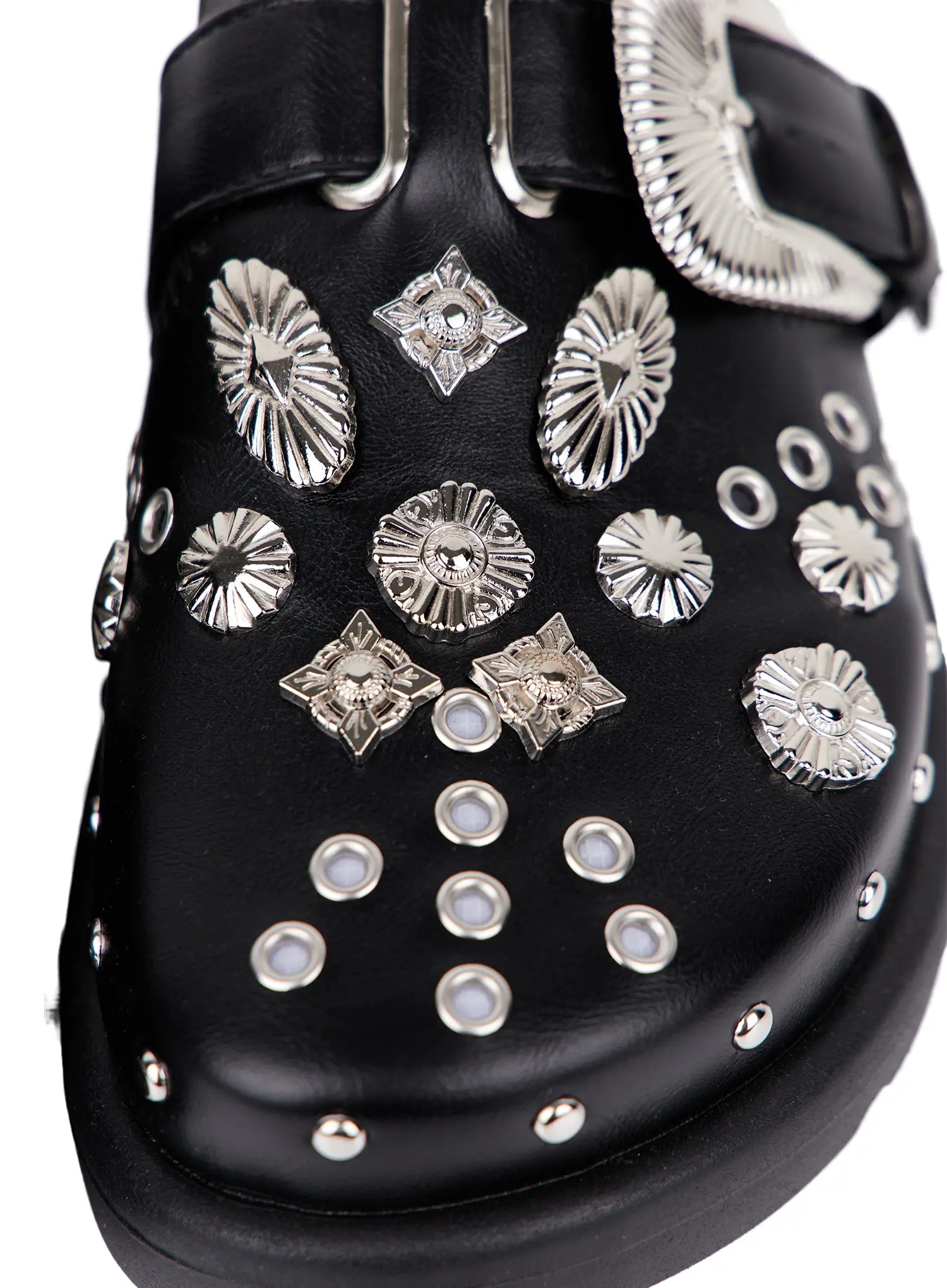 studded-clogs-cy515