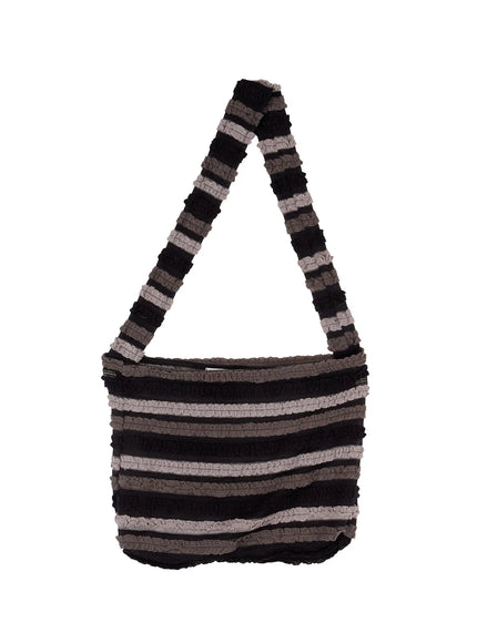 wrinkled-knit-crossbody-bag-cj501 / Gray