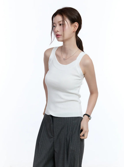 slim-fit-sleeveless-sweater-cu513 / White