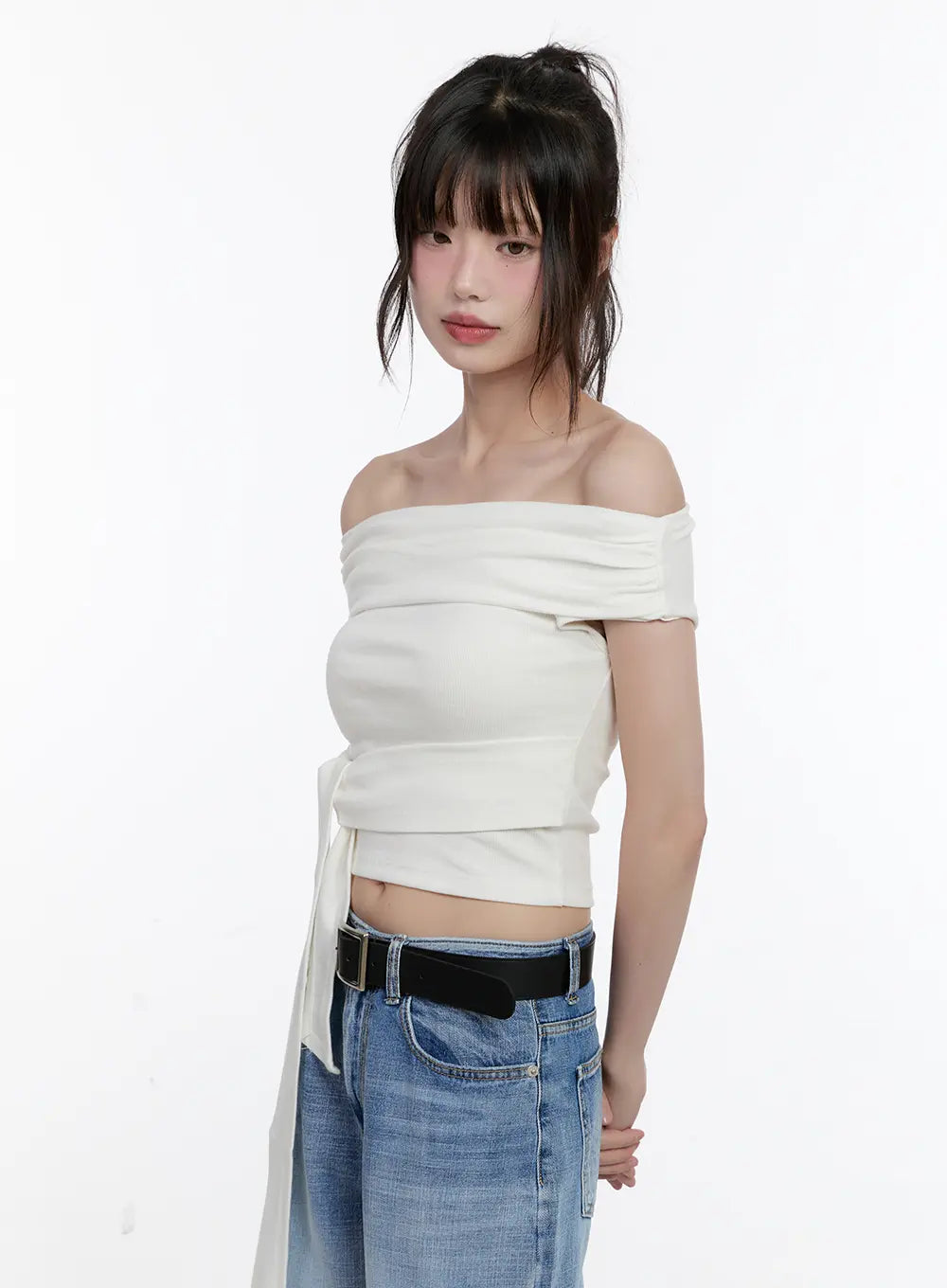 off-shoulder-tie-wrap-top-cl504 / White