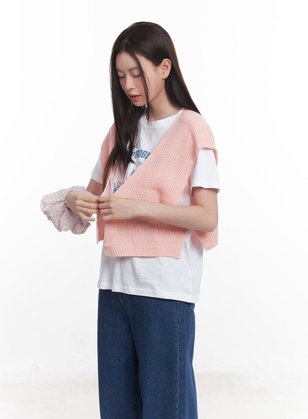buttoned-knit-crop-vest-top-cy515 / Pink