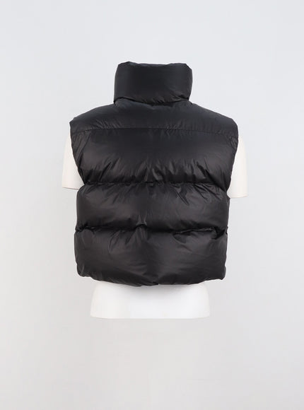 cropped-puffer-vest-cn320