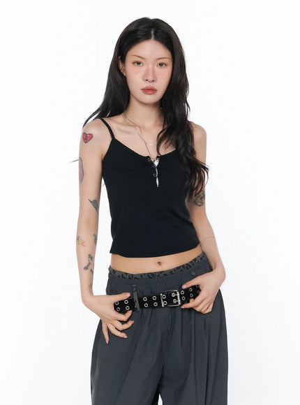 classic-buttoned-cami-tank-ca527 / Black