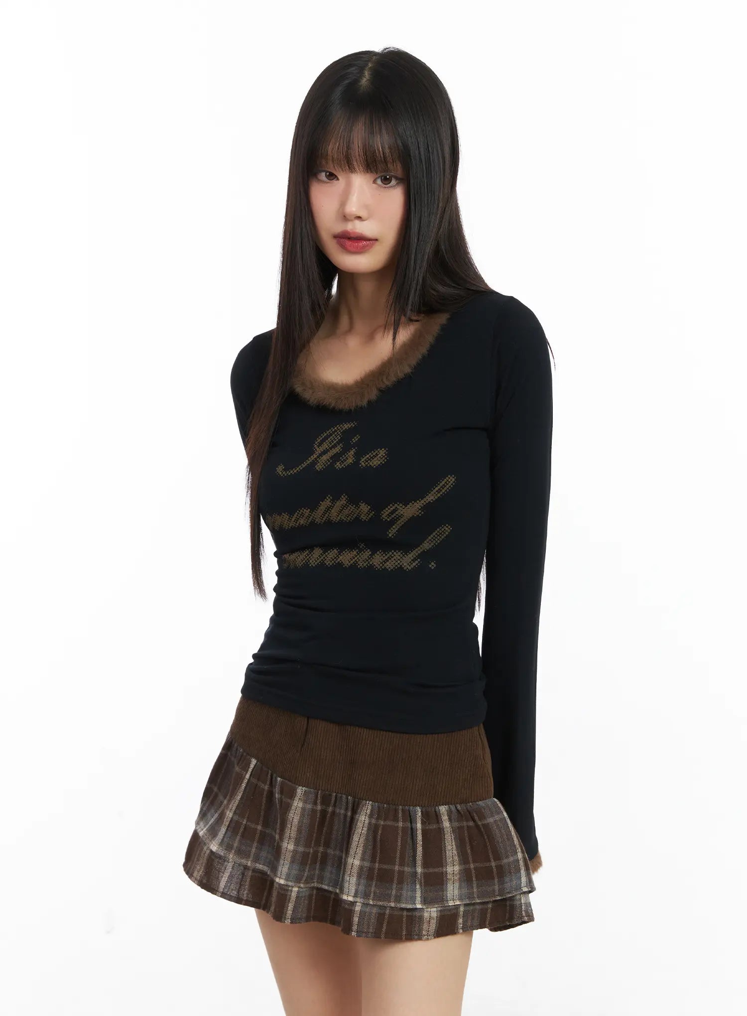 faux-fur-trim-fleece-long-sleeve-top-cd518 / Black