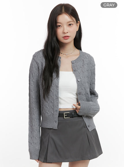 basic-cable-knit-buttoned-cardigan-os423 / Gray