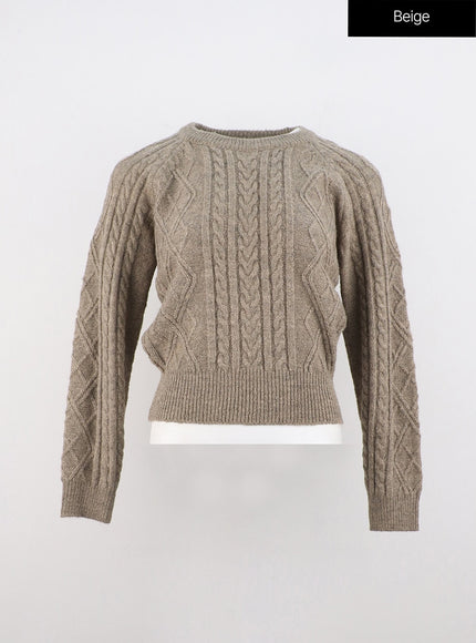 classic-cable-knit-sweater-oo319 / Beige