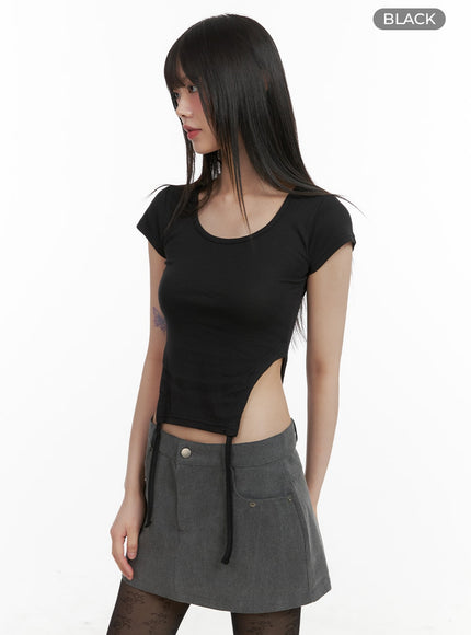 side-slit-round-neck-tee-ca422 / Black