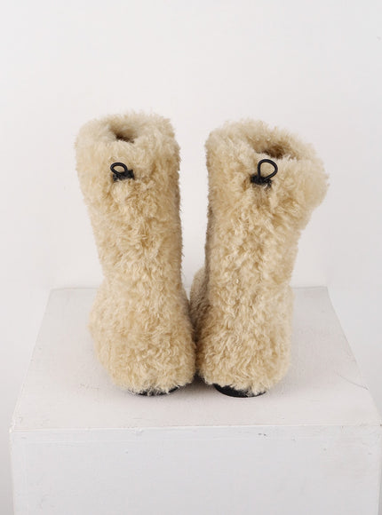 basic-faux-fur-middle-boots-cd322