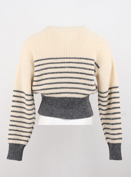 stripe-buttoned-sweater-os306