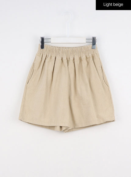 corduroy-shorts-io317 / Light beige