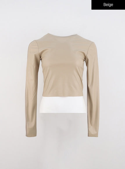 faux-leather-slim-top-in322 / Beige