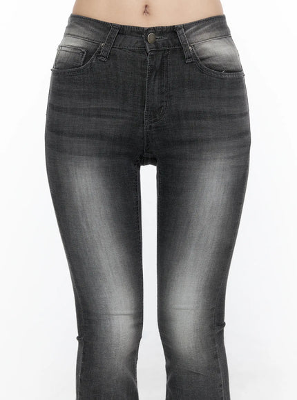 Avielle Classic Bootcut Jeans CL527 Black close-up front view on model, highlighting waistband, button fly, front pockets, and faded wash detail