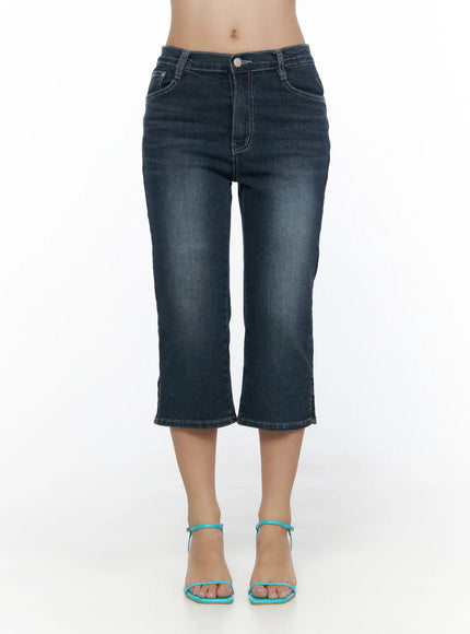 Axel Slit Capri Jeans CL510 dark blue front shot on model showing mid-rise waist, front pockets, subtle fading, and side slit cropped hem