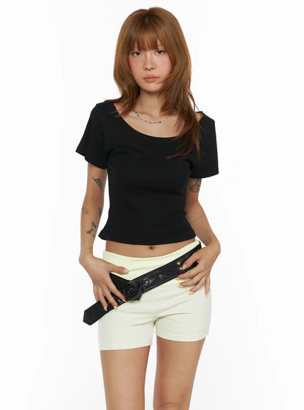 Basic Off-Shoulder Crop Tee CL503 in Black, size S/M