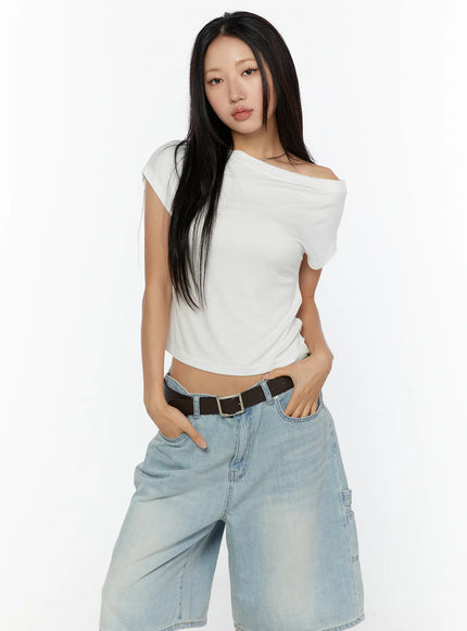 Basic One-Shoulder Top CU529 in White, size S/M