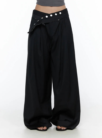 Belted Pintuck Wide Slacks CL510 in Black, size S