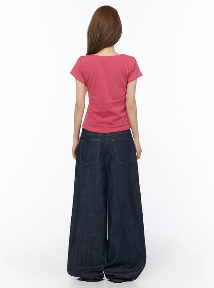 Brinny Vintage Wide-Leg Jeans IU525 Dark blue back view full-length on model showing square back pockets contrast stitching and voluminous wide-leg denim hem