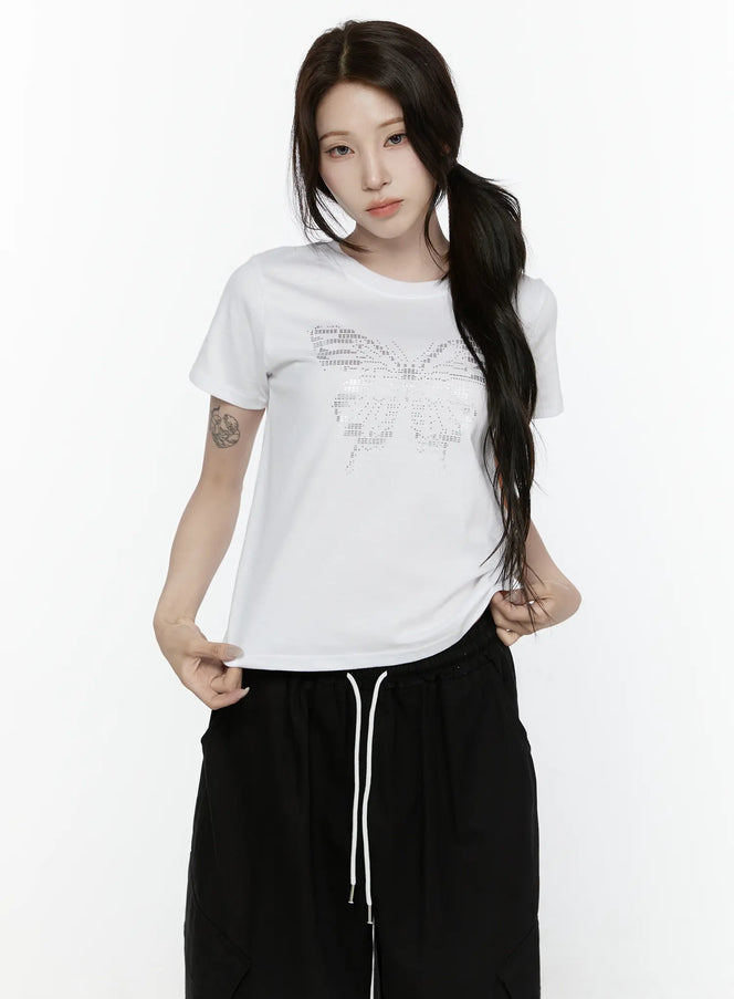 Butterfly Graphic Crop Tee IL521 in White, size S/M