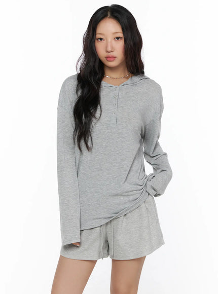 Button-Up Sheer Hoodie Top CL513 in Gray, size S/M
