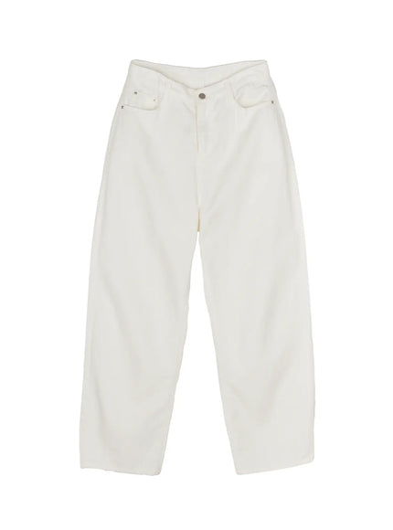 Casual Low-Rise Wide Leg Cotton Pants IL506 White flat-lay front showing V-shaped waistband, silver button, side pockets, and wide curved leg silhouette