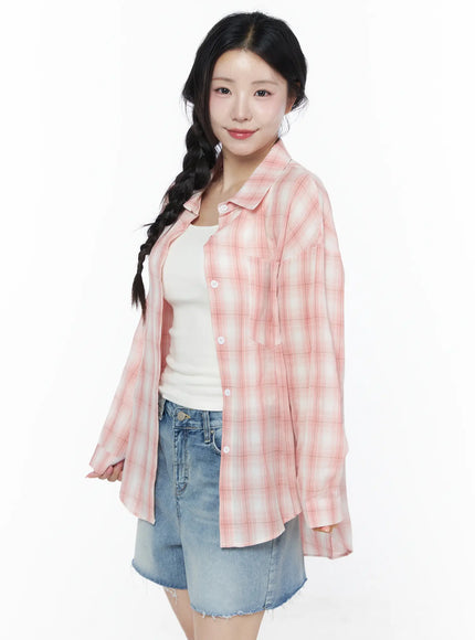 Casual Plaid Button-Up Shirt IU525 Pink side close-up model showing chest pocket point collar white button placket open ombre plaid texture