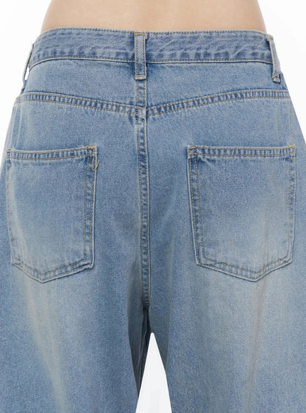 Coleen Side Pleat Baggy Jeans IL502 Blue back view on model showing full-length rear silhouette wide-leg fit dual back pockets and faded wash