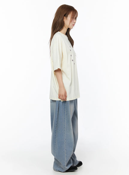 Coleen Side Pleat Baggy Jeans IL502 Blue side view on model showing full-length side pleat seam and voluminous wide-leg denim silhouette