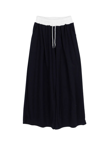 Color Contrast Wide-Leg Sweatpants IU525 Dark blue flat-lay front view, white smocked elastic waistband, white rope drawstring, ultra-wide leg opening