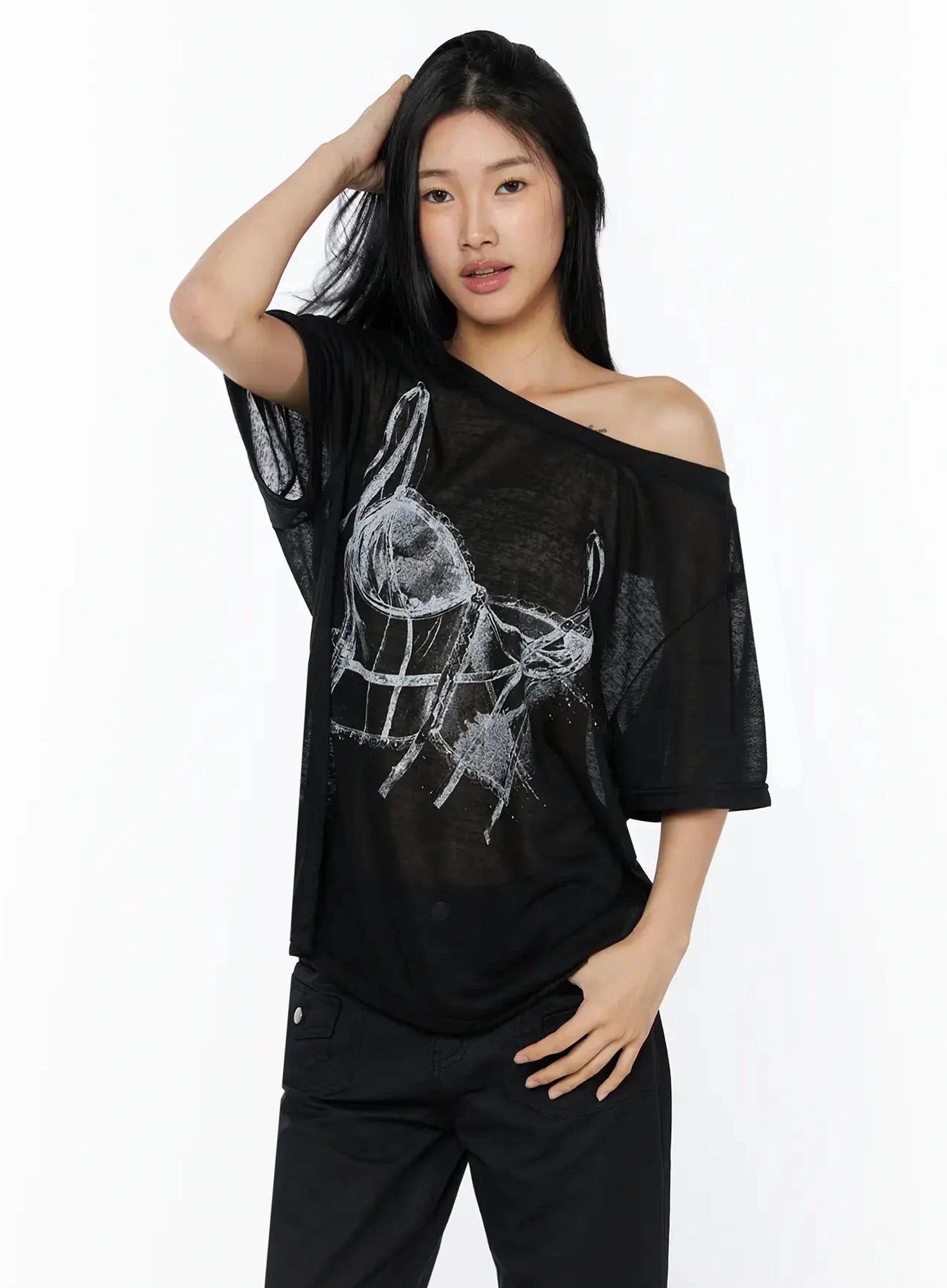 Corset Graphic Off-Shoulder Oversized Tee IL516 in Black, size M/L