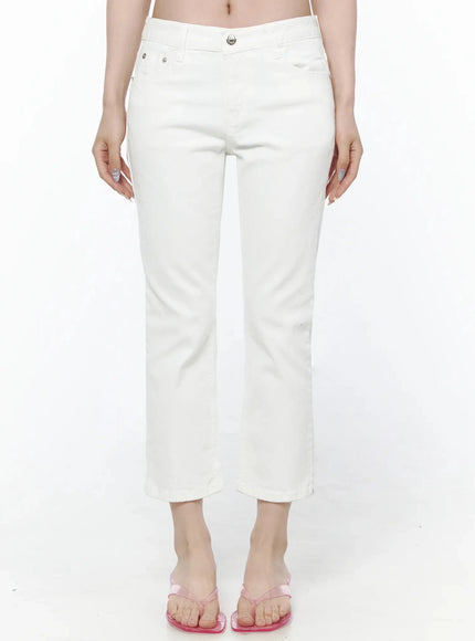 LEWKIN Cotton Capri Trousers IL506 White Size S front view on model waist-down, silver button closure, slim straight crop leg, pink flip-flops