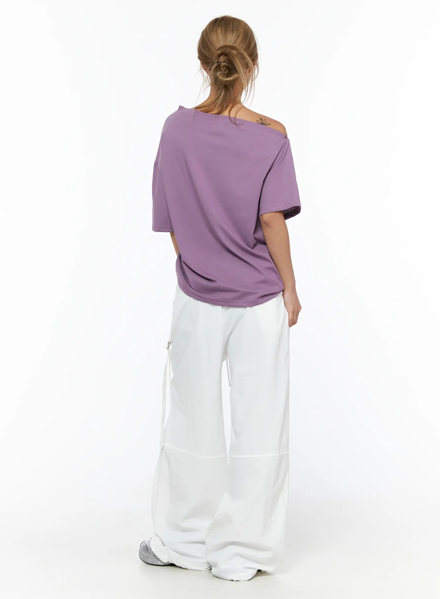 Drawstring Wide Leg Parachute Pants CU524 White full-body back styling shot on model in purple off-shoulder top showing back panel seams and wide hem