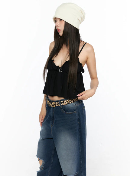 Frill Sweetheart Blouse Tank Top CL514 Black side shot on model wearing beanie hat with ruffle sweetheart neckline crop top styled with ripped denim jeans and leopard belt