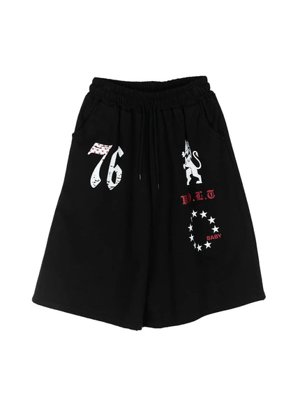 Graphic Bermuda Shorts CL524 in Black, size M/L
