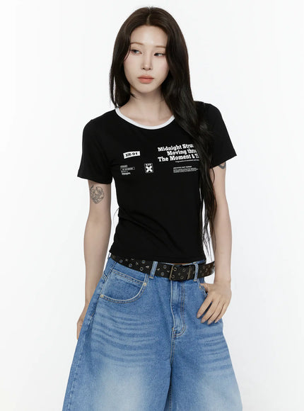 Graphic Cropped Tee IL521 in Black, size S/M