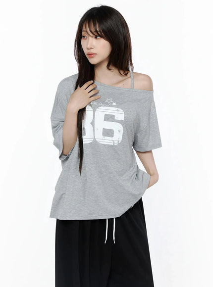 Graphic Off-Shoulder T-Shirt IL506 in Gray, size M/L