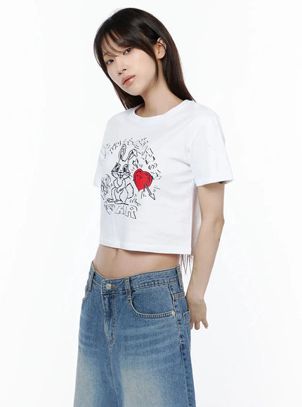 Graphic Rabbit Crop Top IL502 White side shot on model showing rabbit graphic print profile, cropped hem, and cotton fabric texture