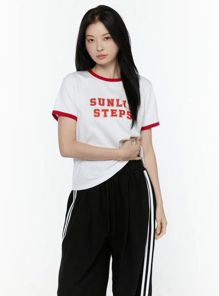 Graphic Ringer Tee IL506 in Red, size S/M