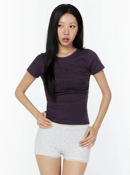 Graphic Short Sleeve Tee IU524 in Dark purple, size S/M