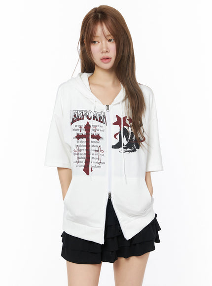 Graphic Short Sleeve Zip-Up Hoodie IU525 in White, size M/L