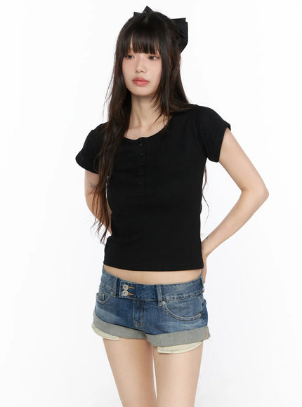Henley Short Sleeve Tee CL523 in Black, size S/M