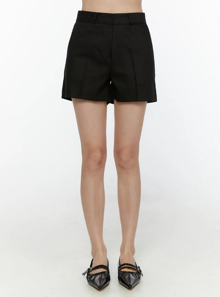 High-Waist Tailored Shorts CL521 in Black, size S
