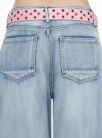 Kit Washed Wide Leg Jeans IL523 Light blue close-up back detail of dual patch pockets, pink star and eyelet belt across low waist, washed light blue denim
