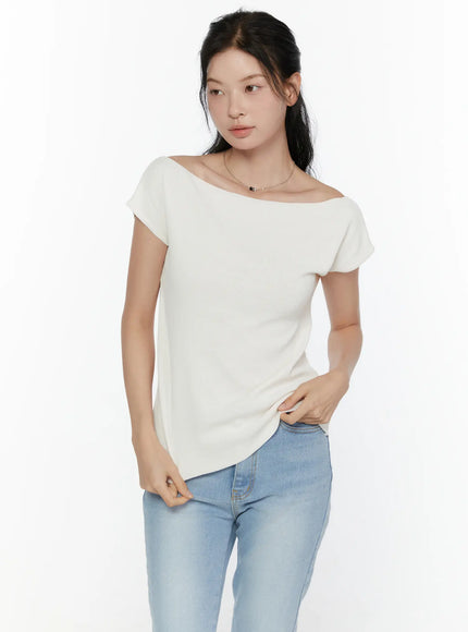Knit Off-Shoulder Top CL521 in White, size S/M