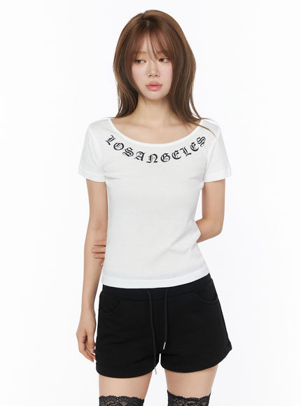 LA Graphic Round Neck Crop Top IL502 in White, size S/M