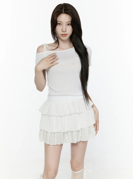Lace Off-Shoulder Top IL521 in White, size S/M